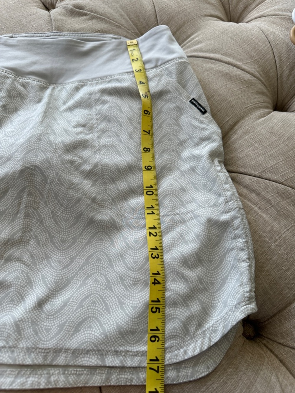 Patagonia White Wave-Pattern Skort - Picture 3 of 8